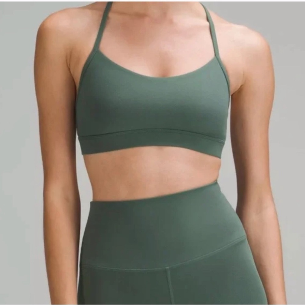Lululemon Flow Y Bra Nulu Bra Forest Green Size 6 Light Support
